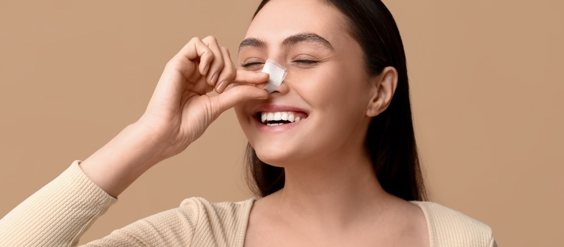 Rinoplastikadan Sonra Burun Masajı